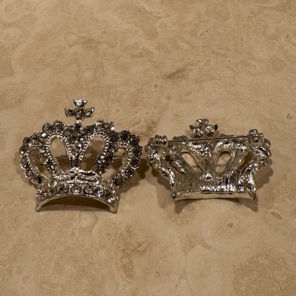 Brand New Princess Queen Crown Tiara Cross Brooch Clear Rhinestone. - Picture 4 of 5